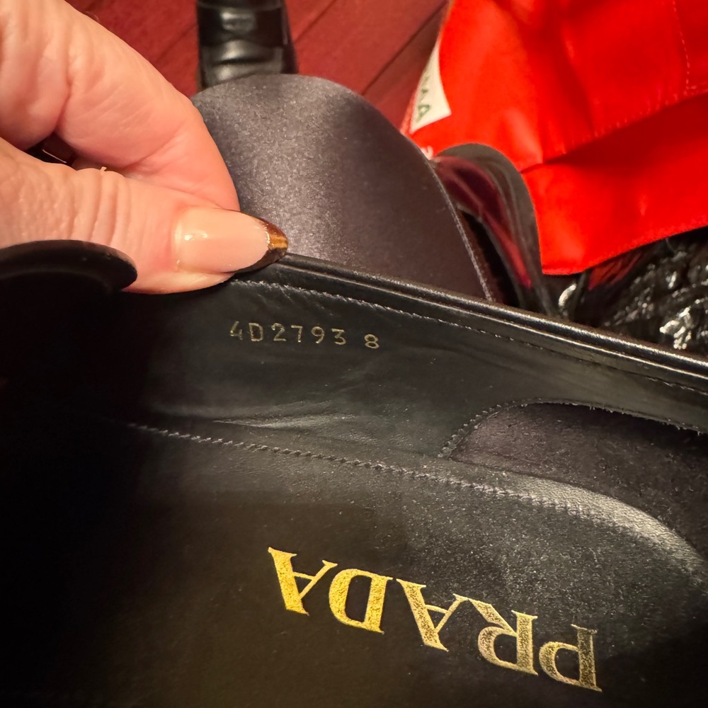 Prada Men's Black Leather Loafers - Picture 3 of 7